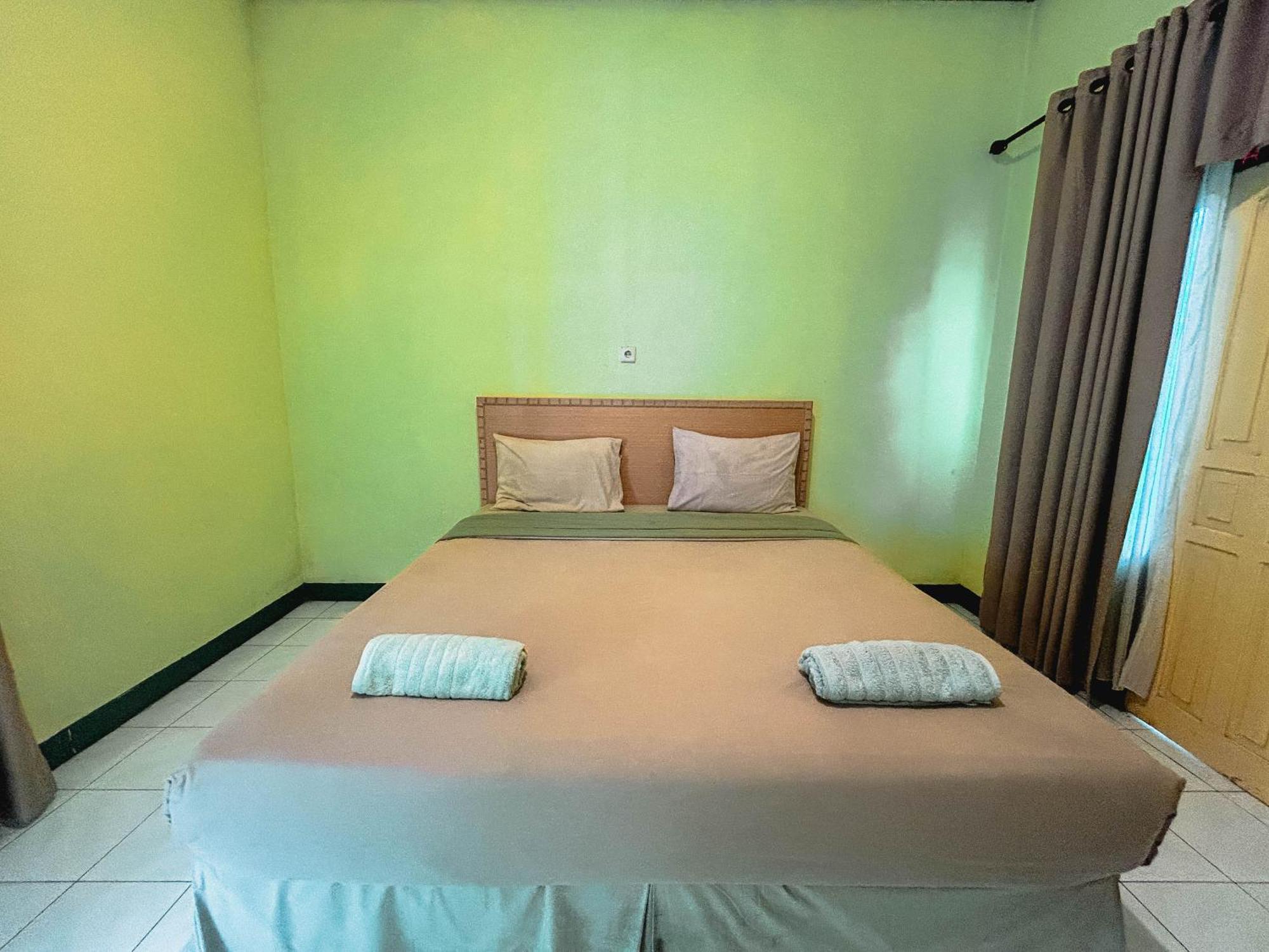 Lembah Rinjani Villa & Resto Syariah By Ecommerceloka Sembalunlawang Exterior foto