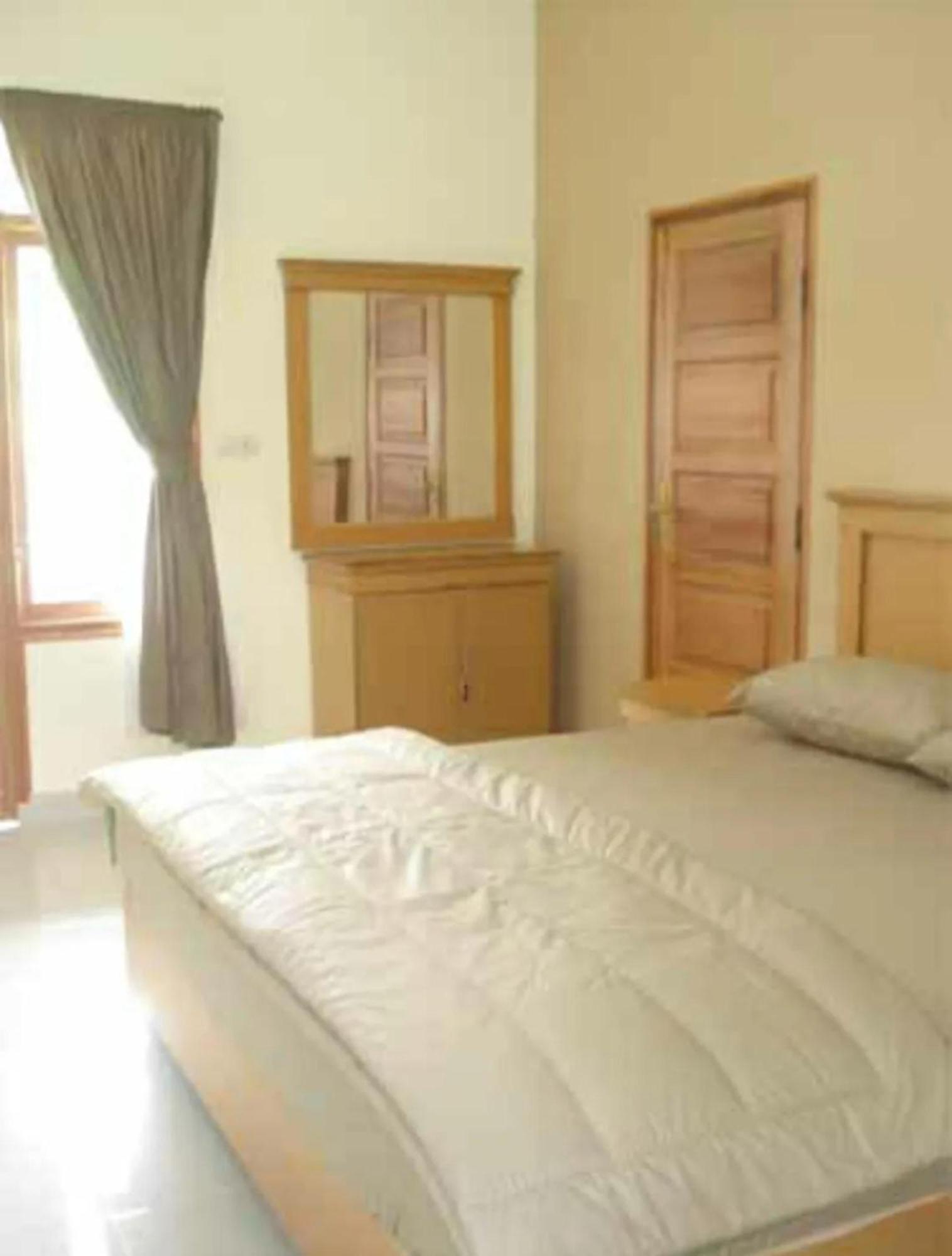 Lembah Rinjani Villa & Resto Syariah By Ecommerceloka Sembalunlawang Exterior foto